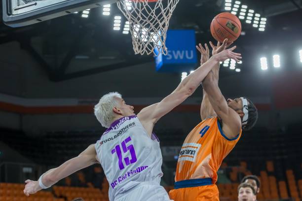 史逸婷以其 史逸婷以其