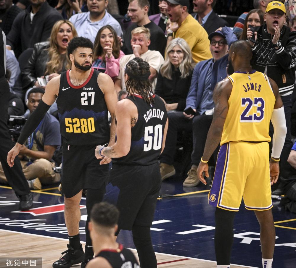 际舞台上的 际舞台上的